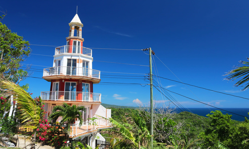 Roatan lighthouse island tour