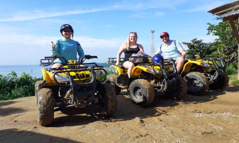roatan atv