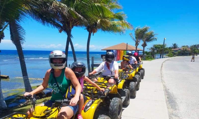 roatan honduras atv