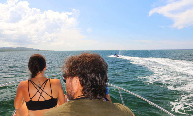 roatan yacht charter