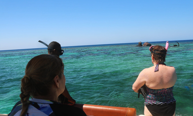Roatan private yacht tour