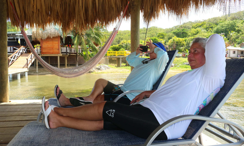 roatan private yacht