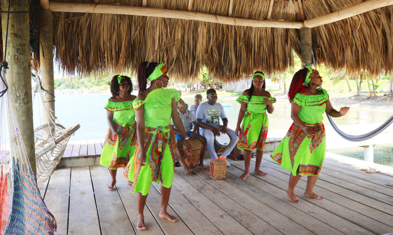 roatan east end tour