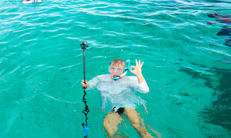 roatan snorkeling excursion