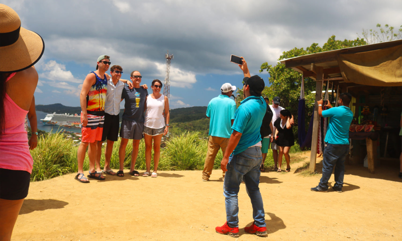 roatan island tour