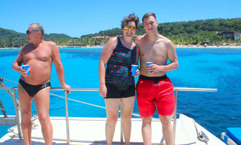 roatan catamaran shore excursion