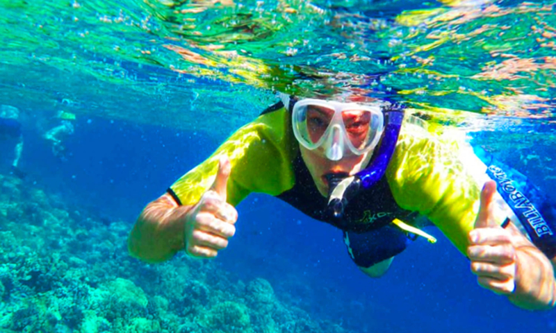 roatan snorkeling tour