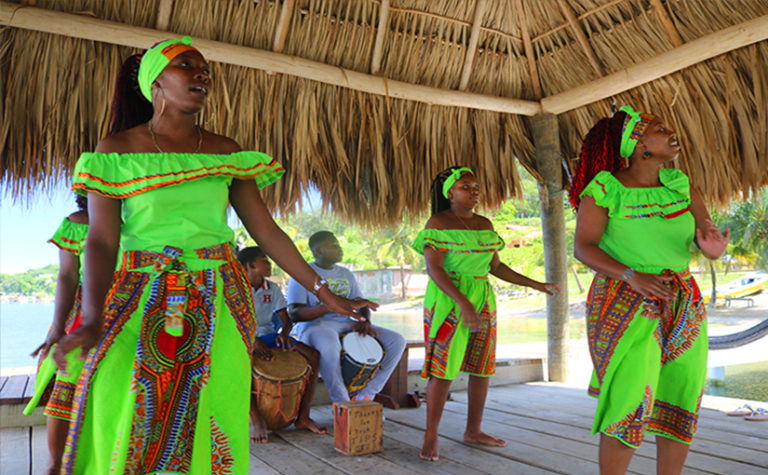 Carnival Roatan Shore Excursions | Groups & Family Discounts