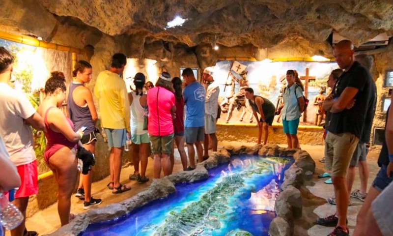 Gumbalimba Park Roatan