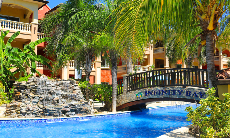 infinity bay beach break