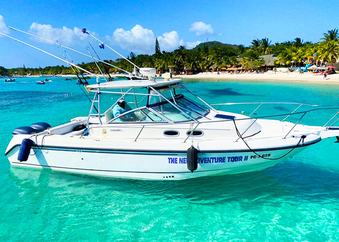 roatan speedboat