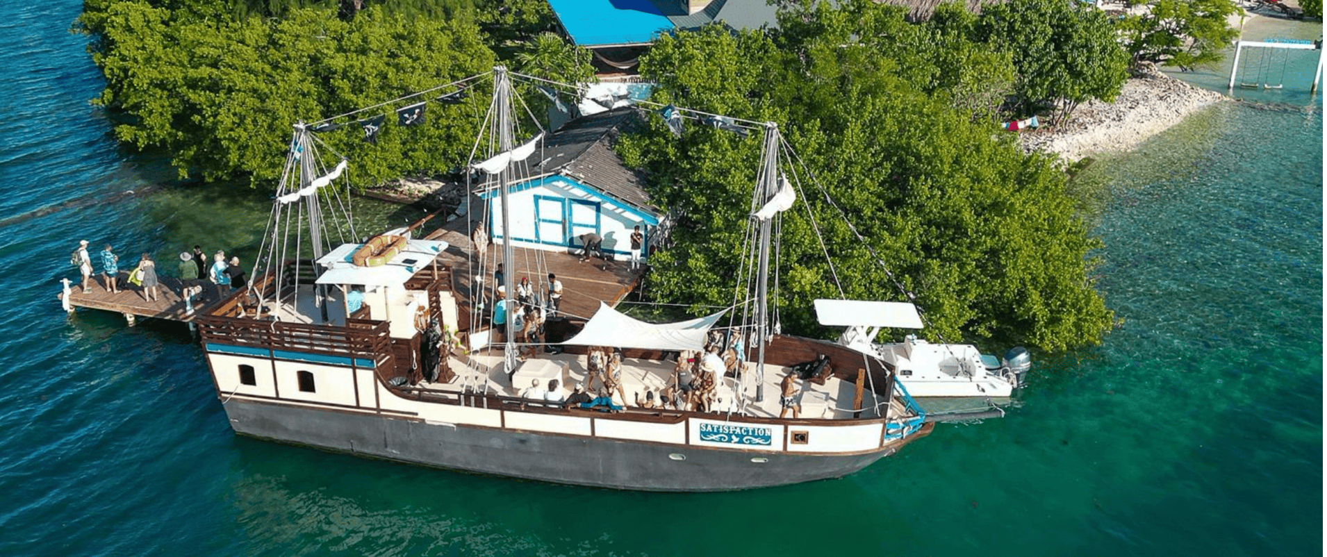 roatan pirate tour adventure