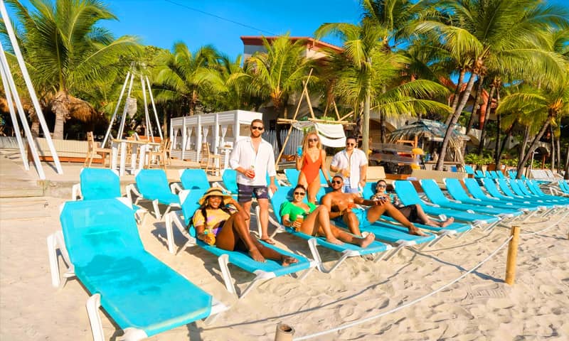 san simon west bay roatan