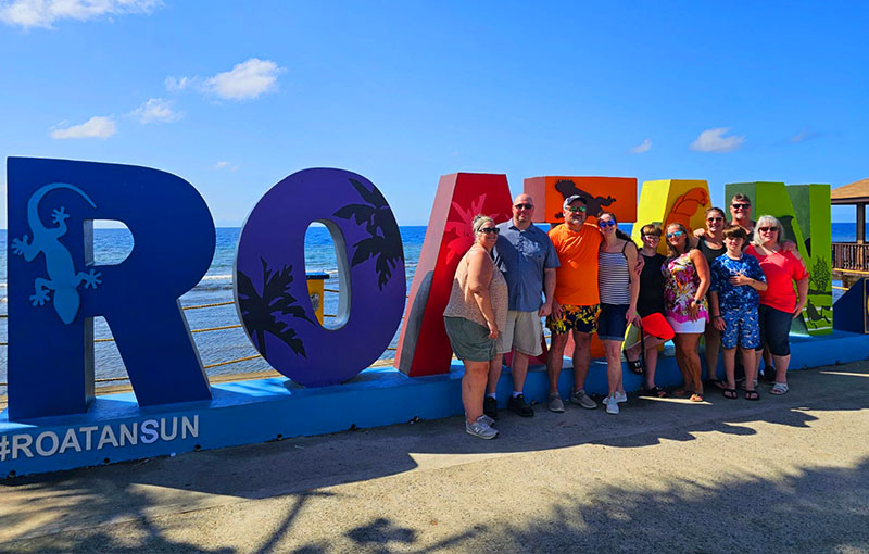 roatan private family tour