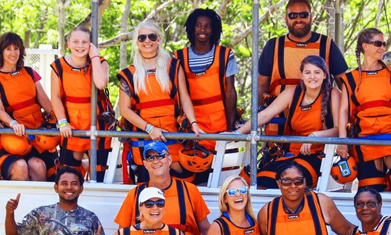 roatan zuperman zip line